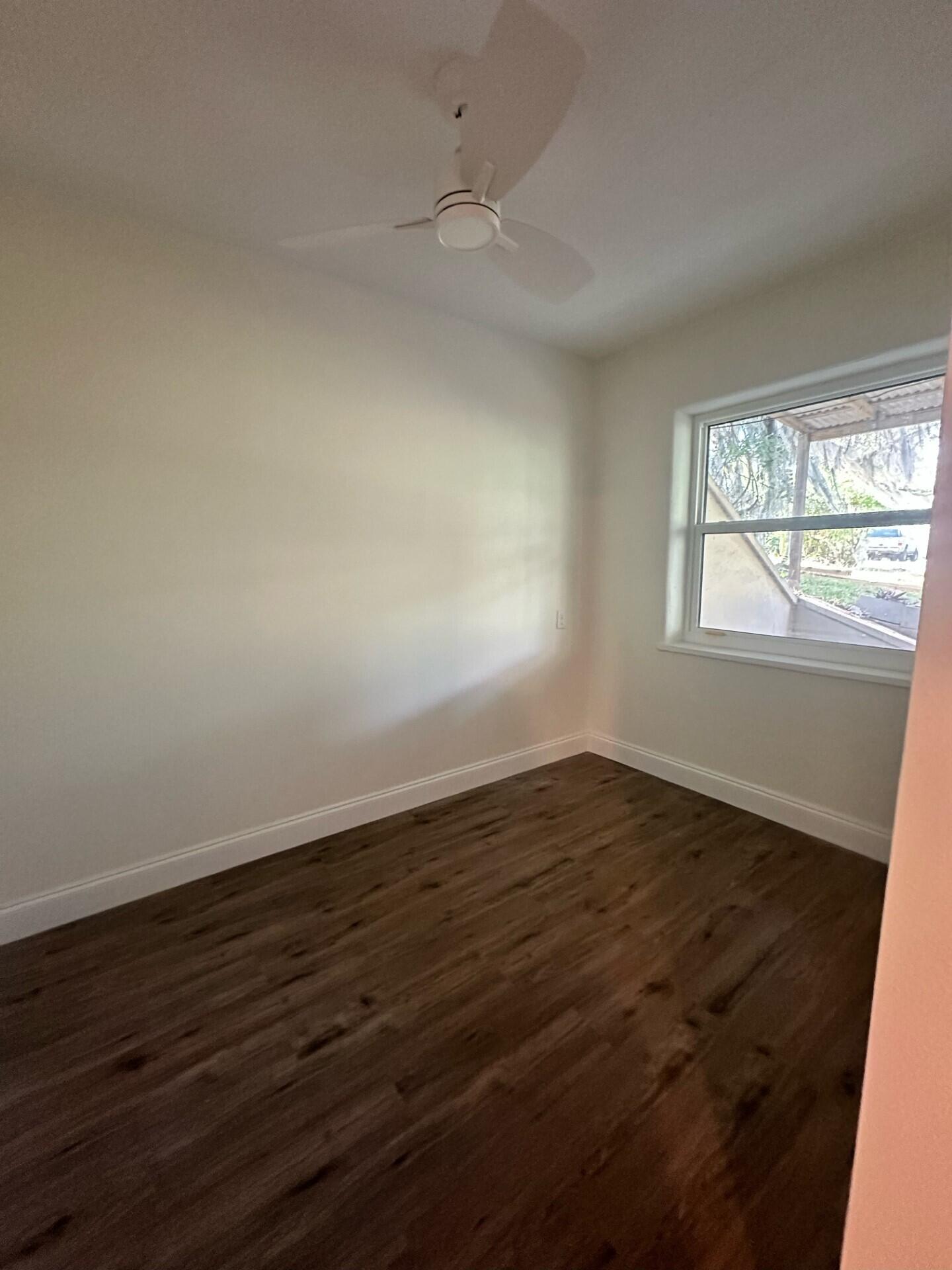 472 Magnolia Avenue 2