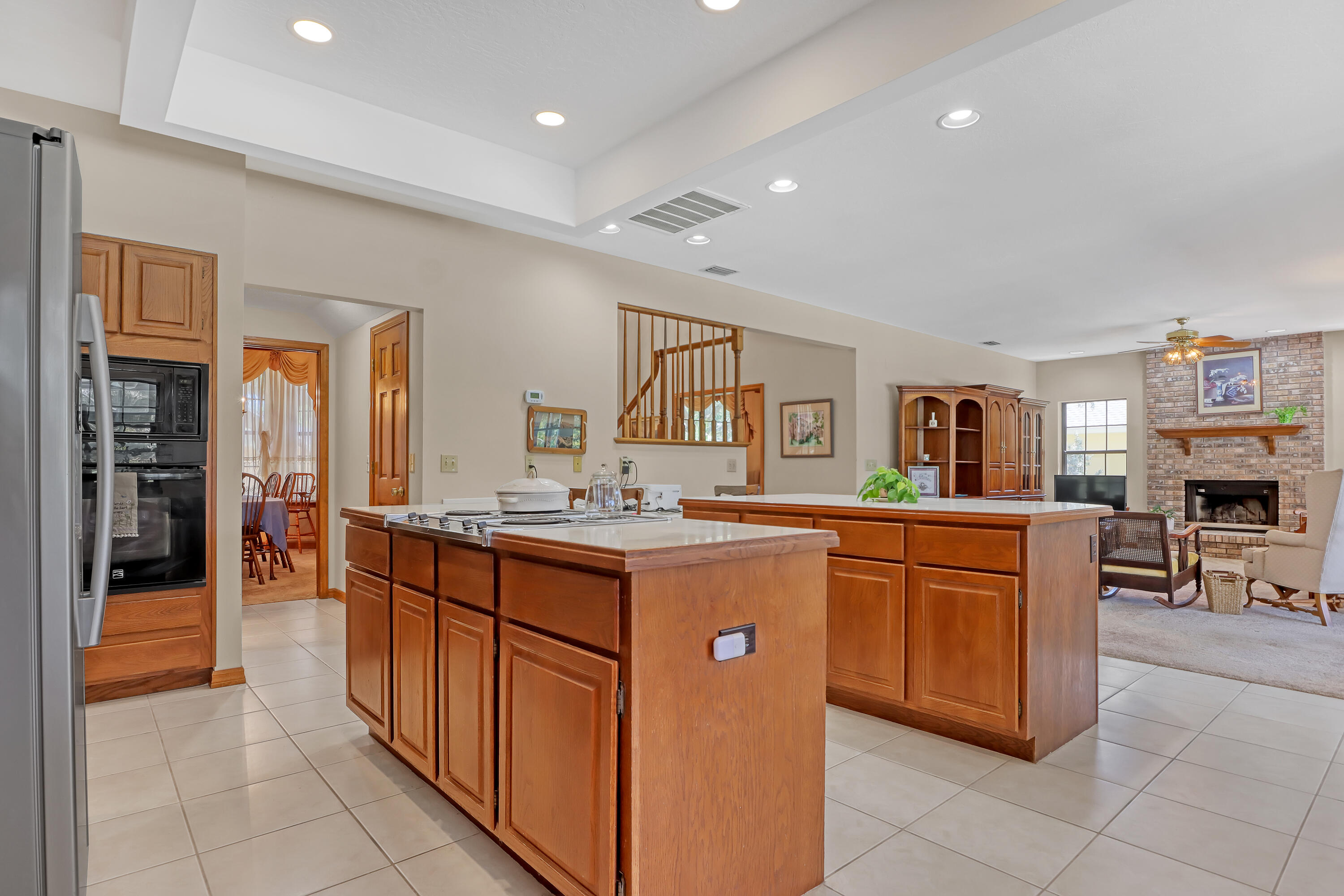 561 Nightingale Drive