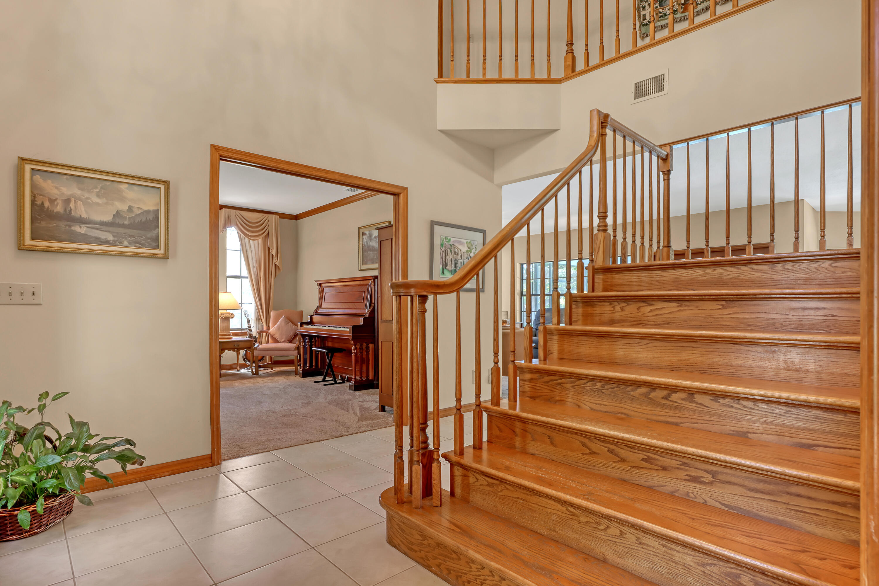 561 Nightingale Drive