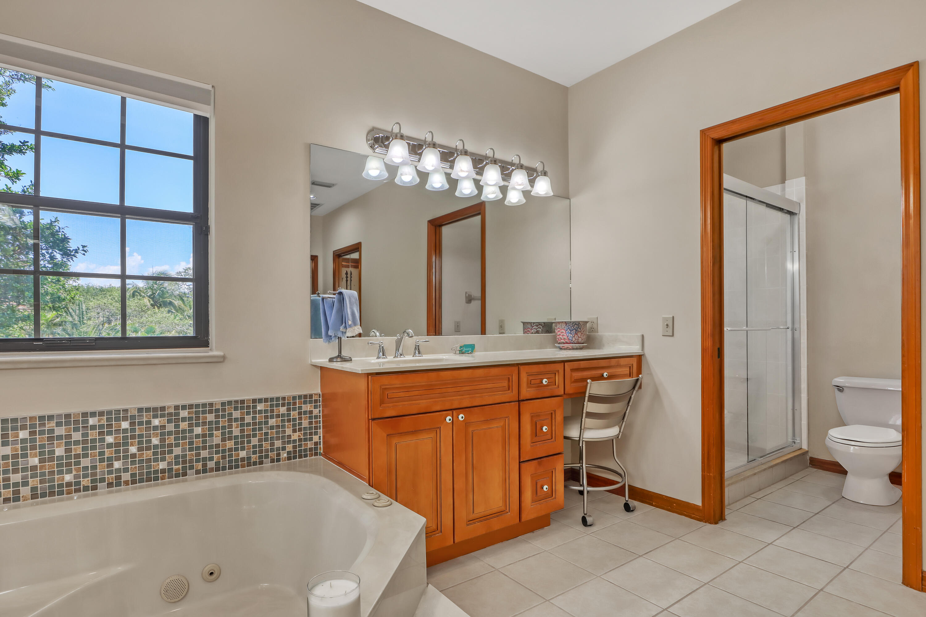 561 Nightingale Drive