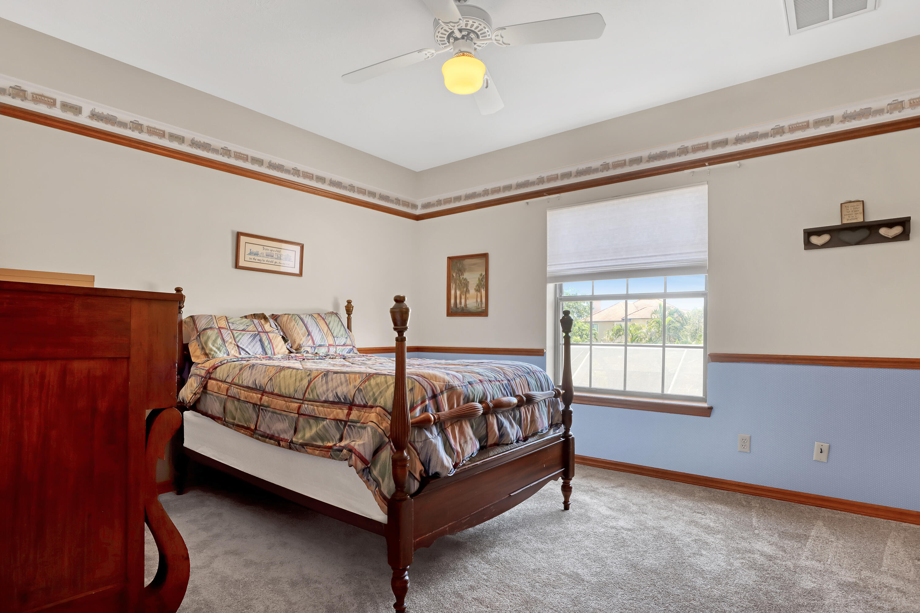 561 Nightingale Drive