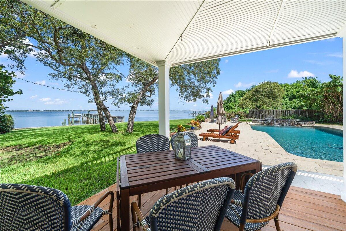 1650 N Riverside Drive