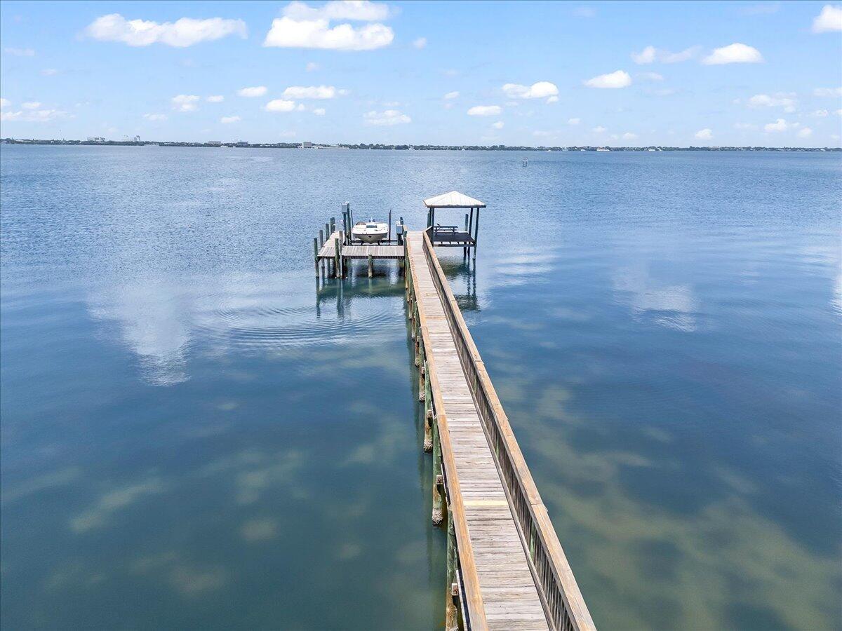 1650 N Riverside Drive