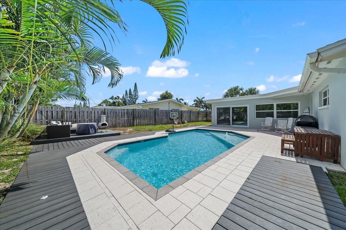 730 Rosada Street