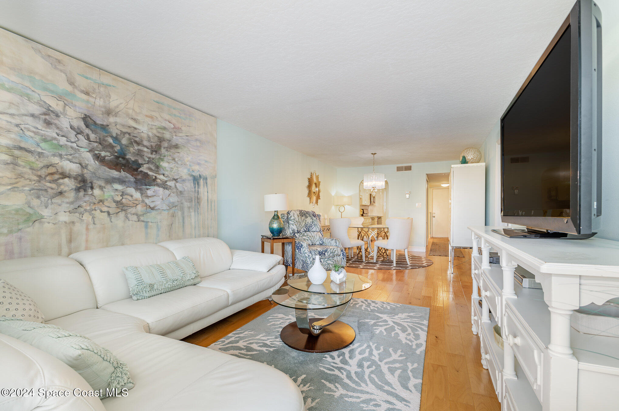 520 Palm Springs Boulevard 212
