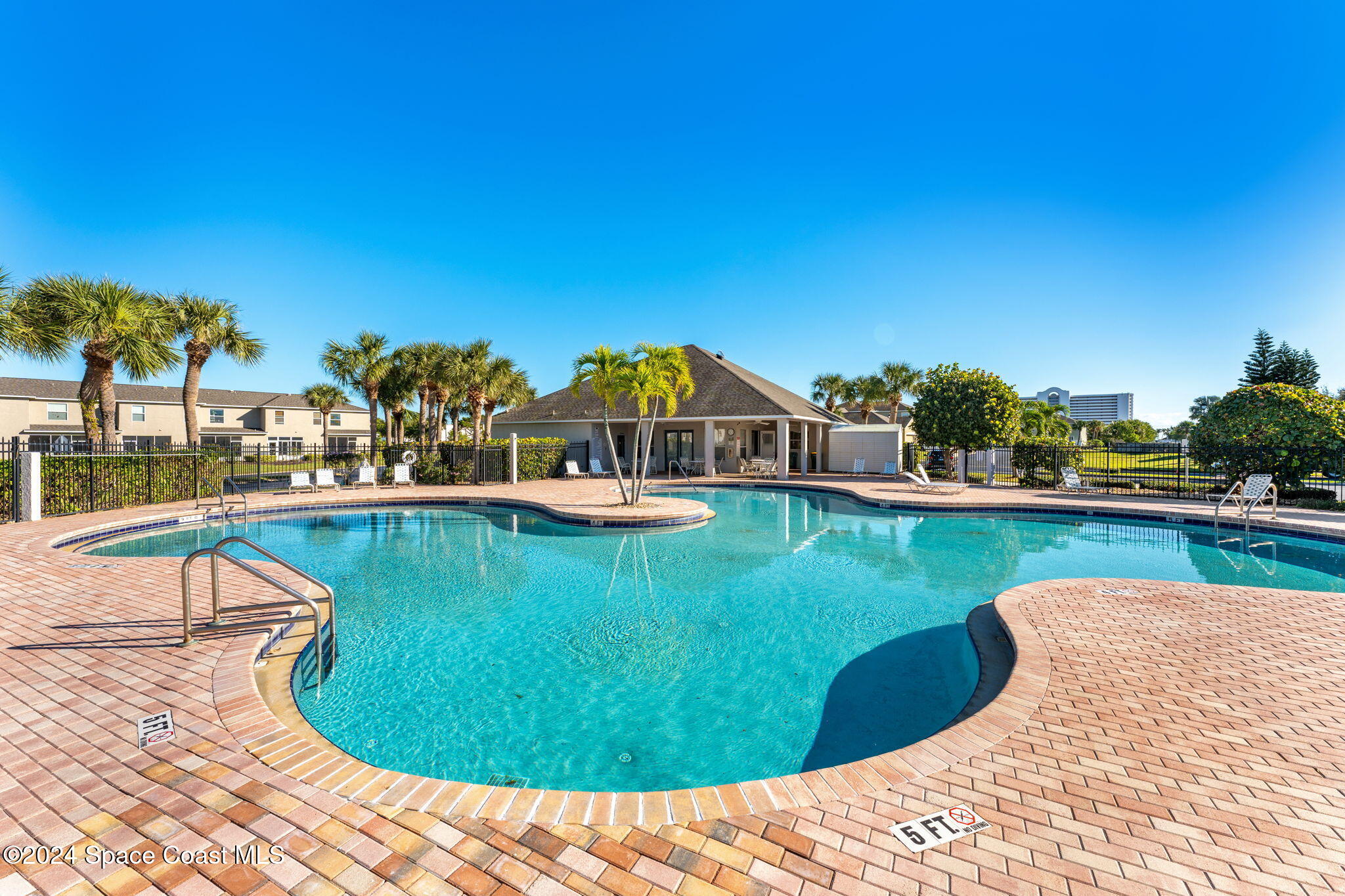 3255 Lusitania Lane