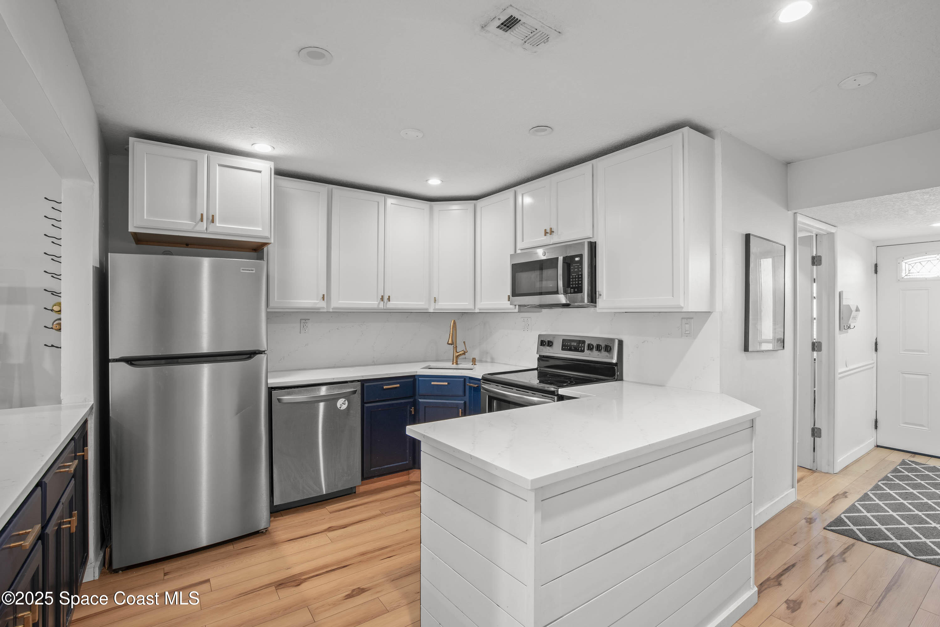 128 Palmetto Avenue 4-1
