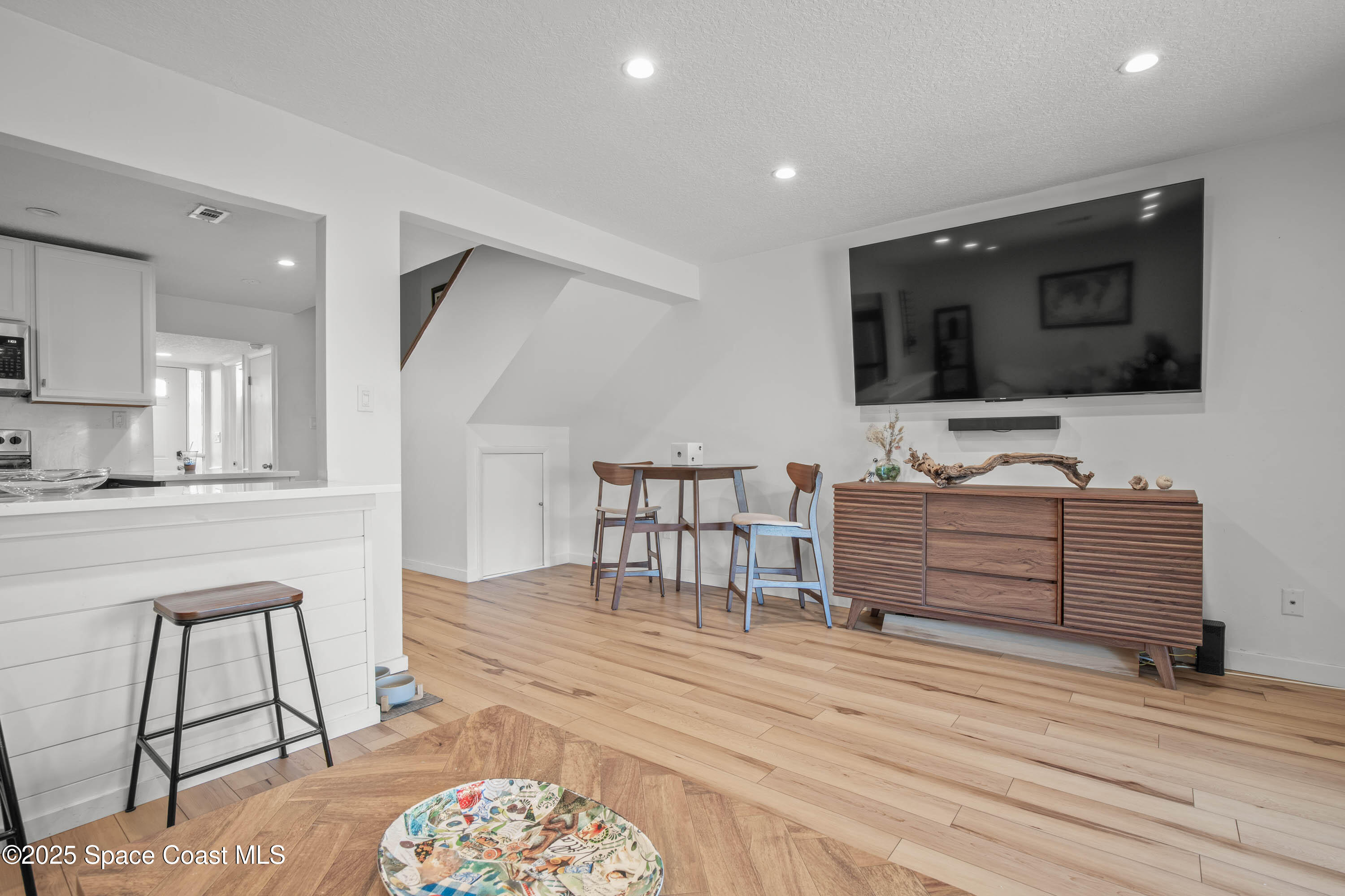 128 Palmetto Avenue 4-1