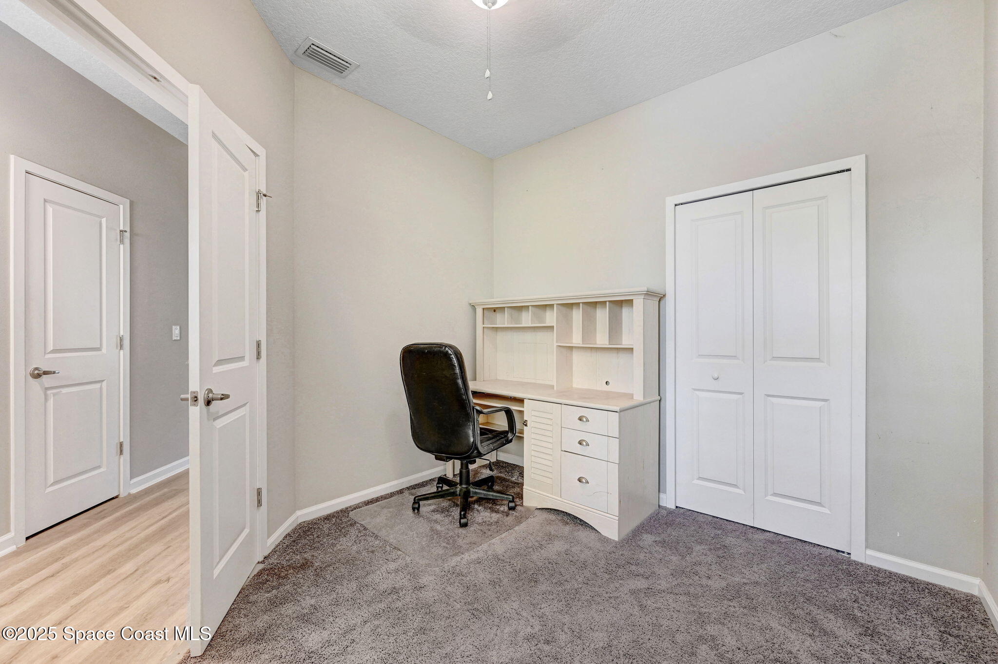 3920 Playa Del Sol Drive 104