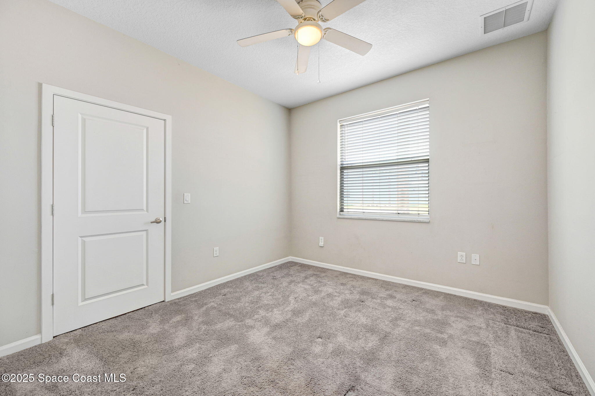 3920 Playa Del Sol Drive 104