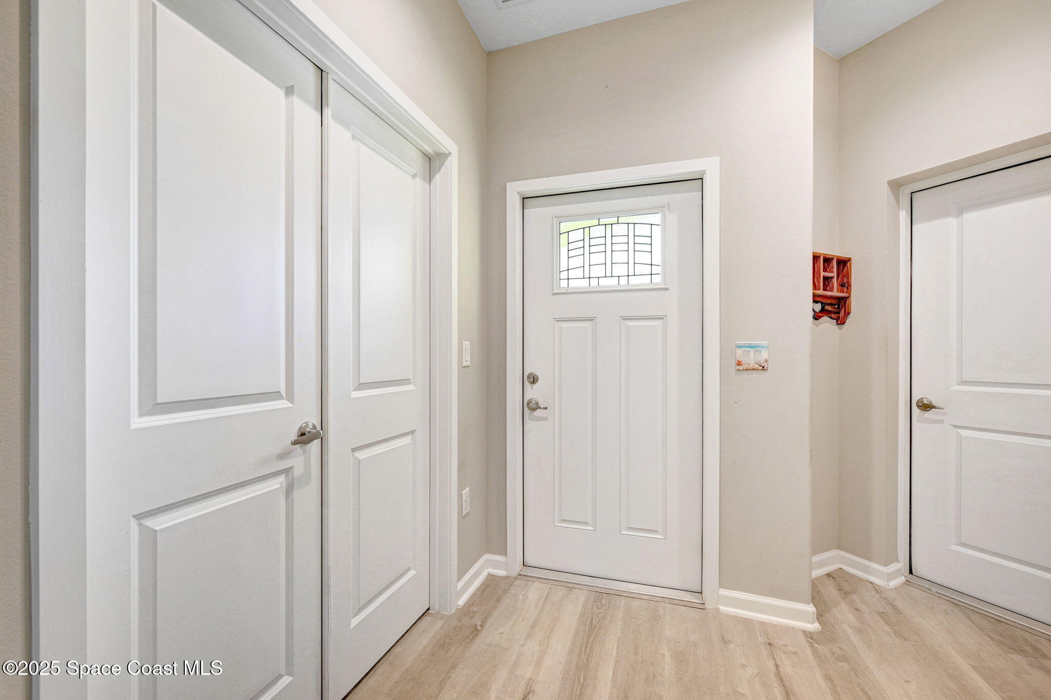 3920 Playa Del Sol Drive 104