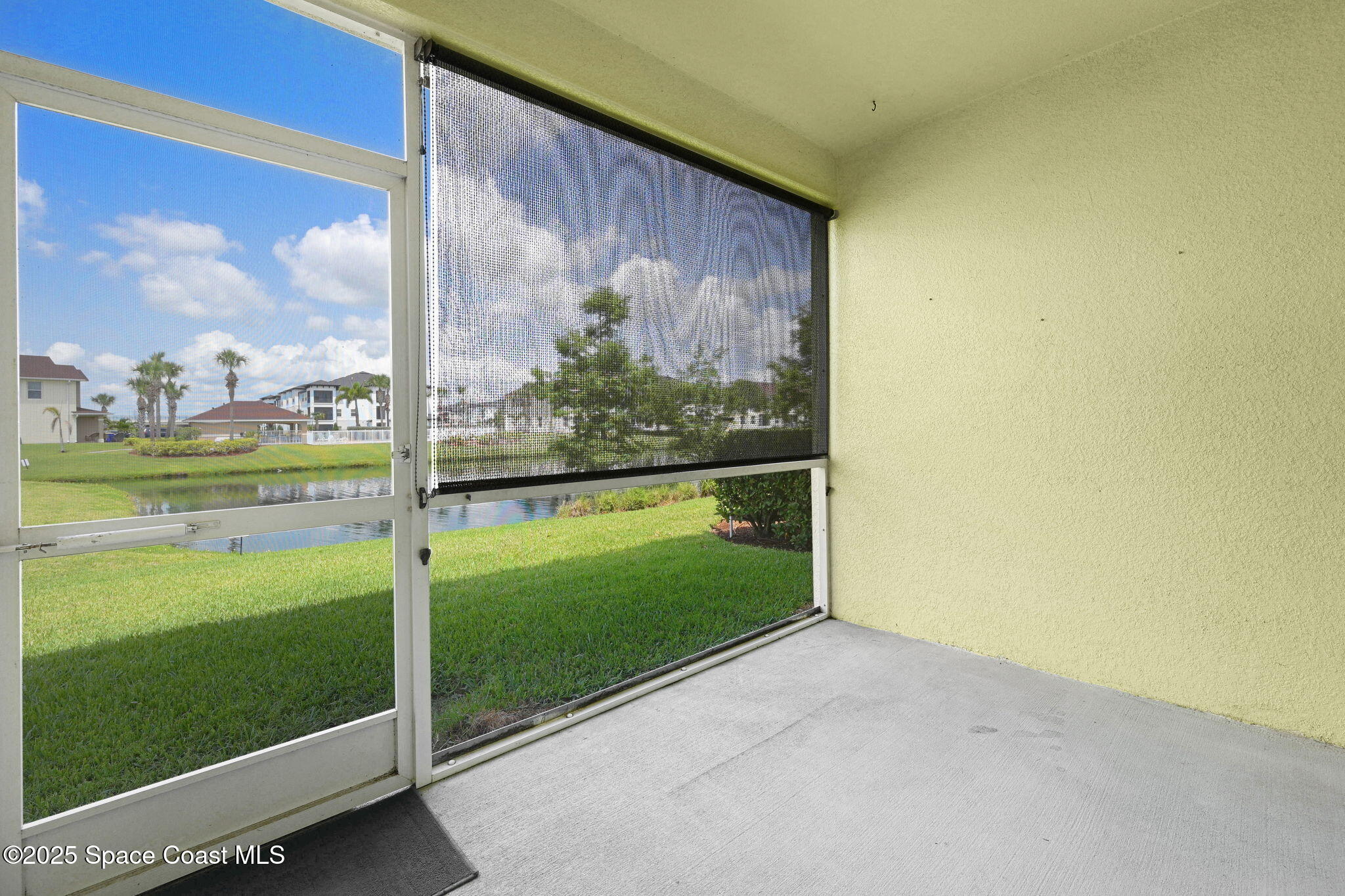 3920 Playa Del Sol Drive 104
