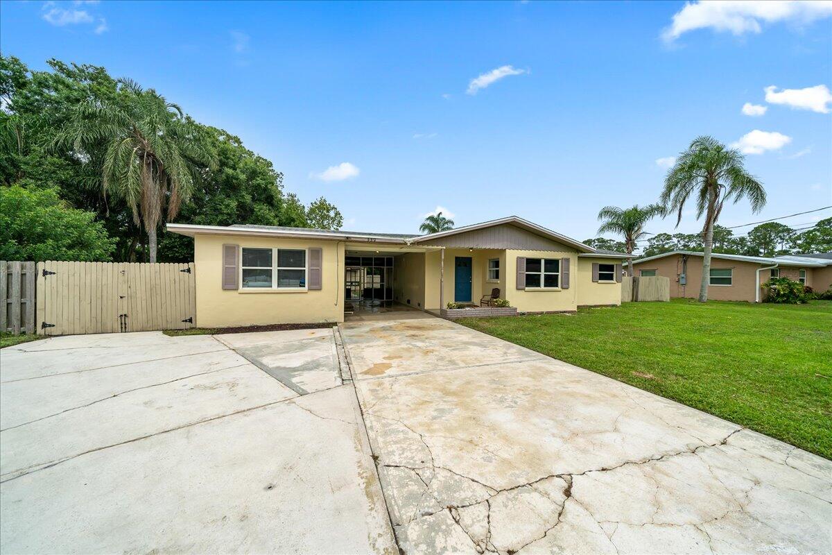 550 La Veta Drive