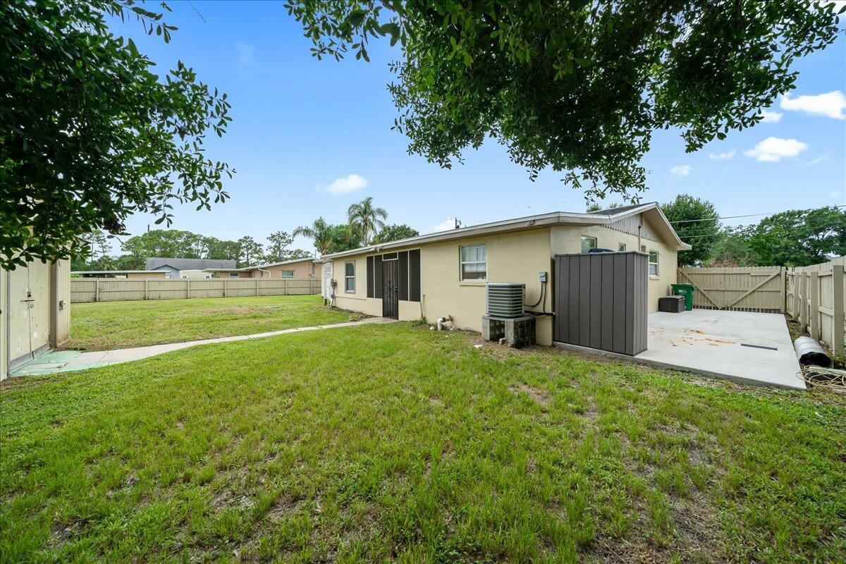 550 La Veta Drive
