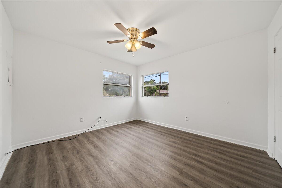 550 La Veta Drive