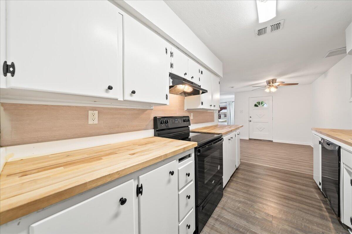 550 La Veta Drive