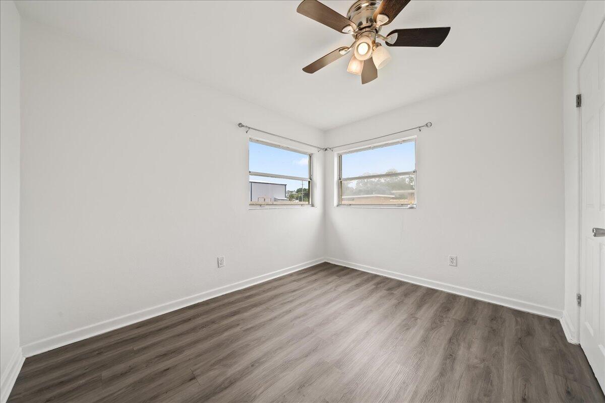 550 La Veta Drive