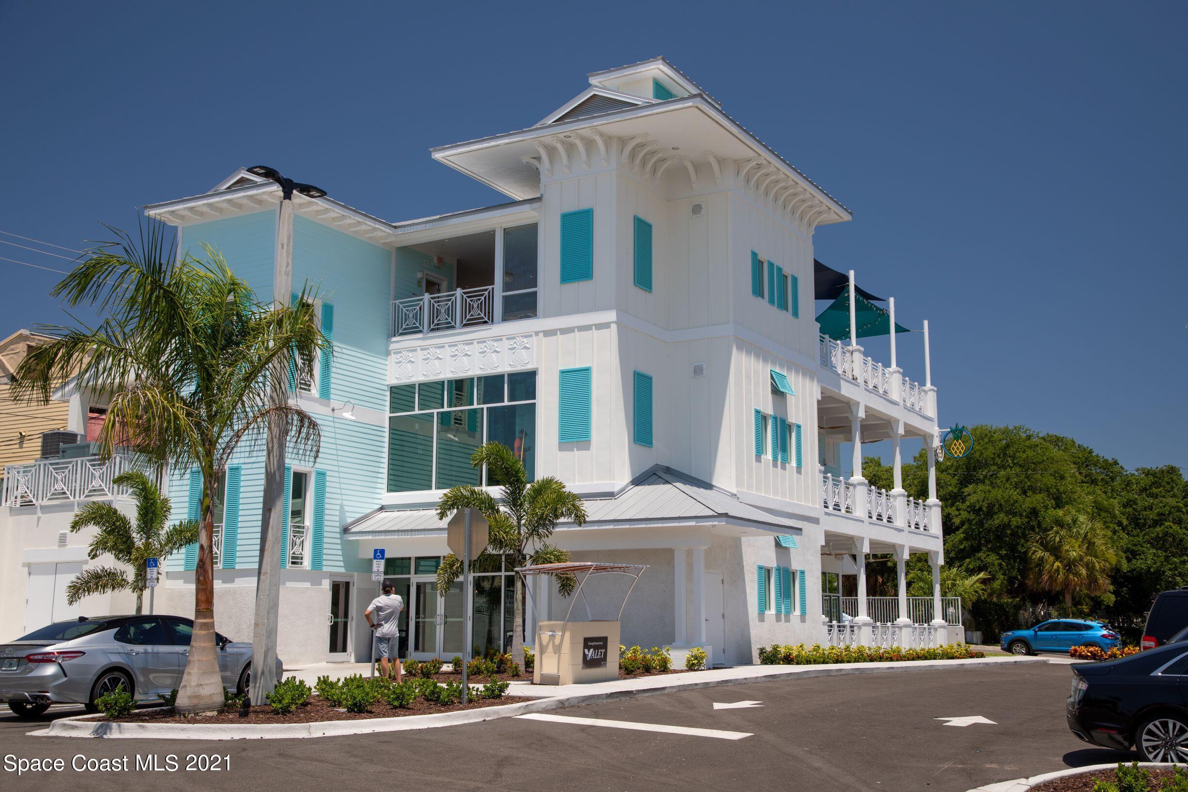 2011 Pineapple Cove