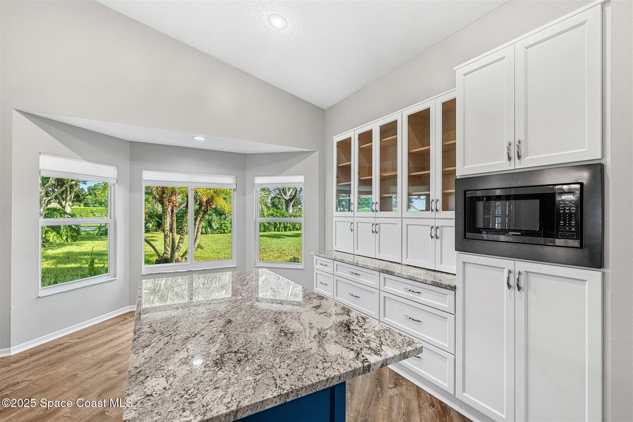 822 Oakwood Drive