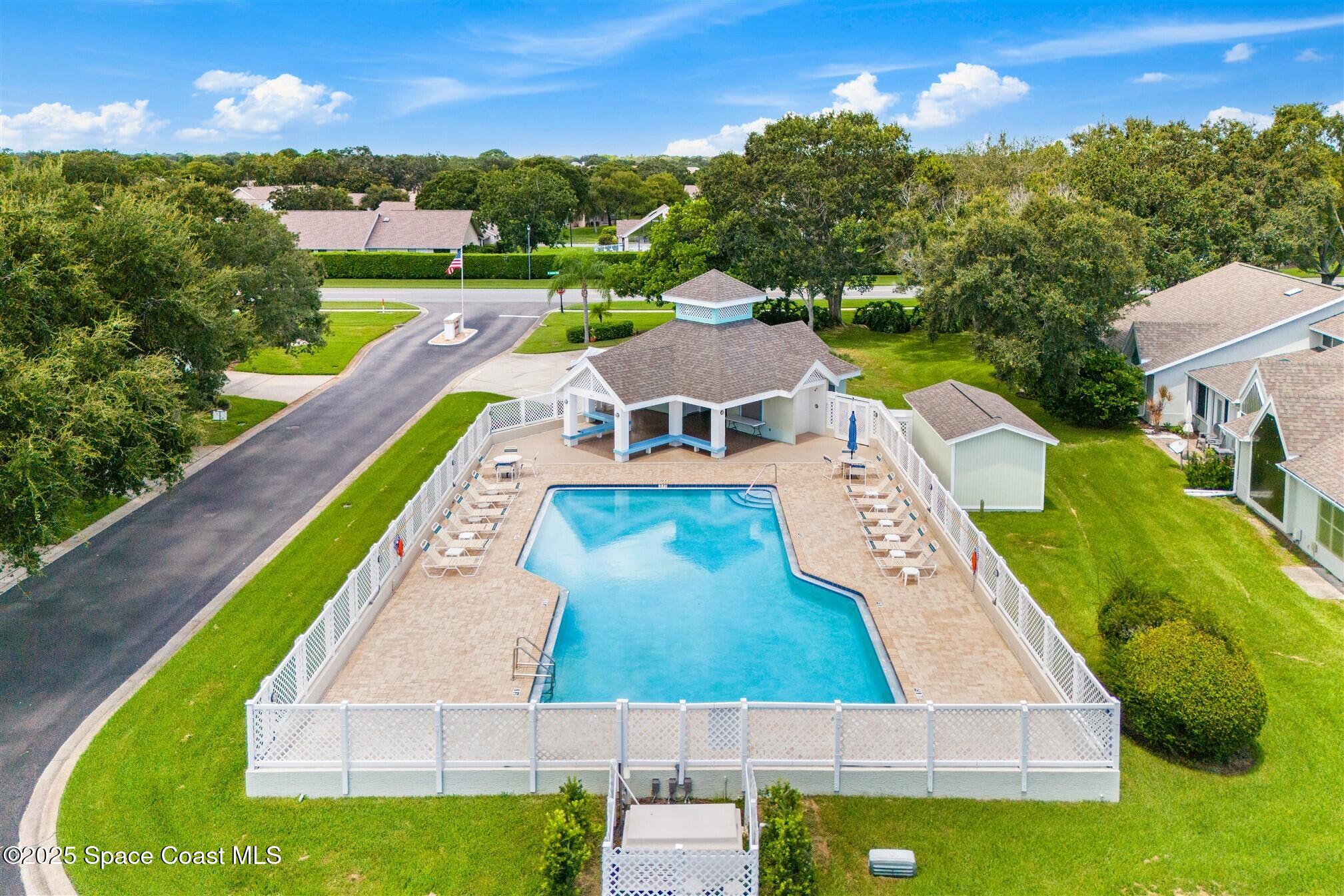822 Oakwood Drive