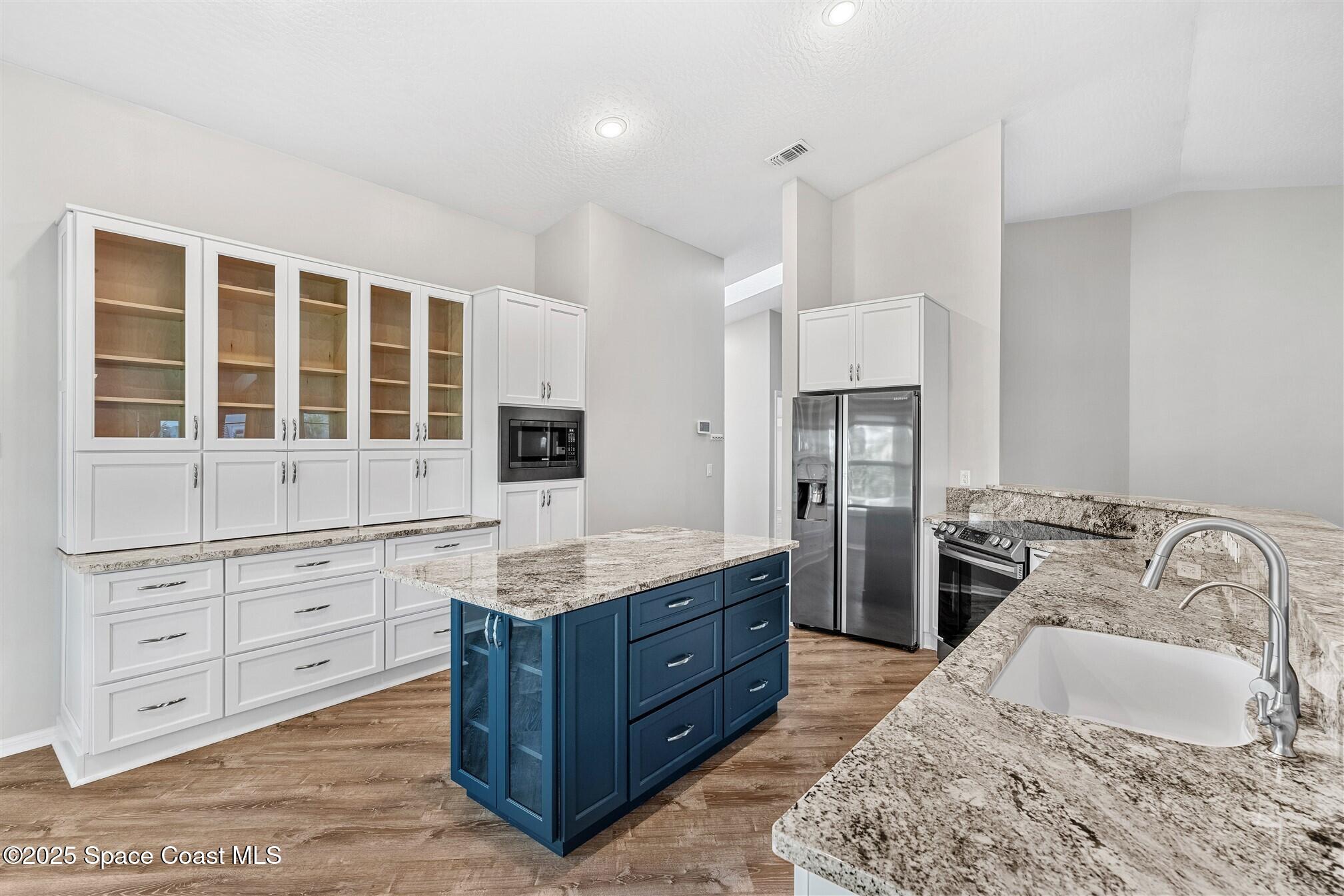 822 Oakwood Drive