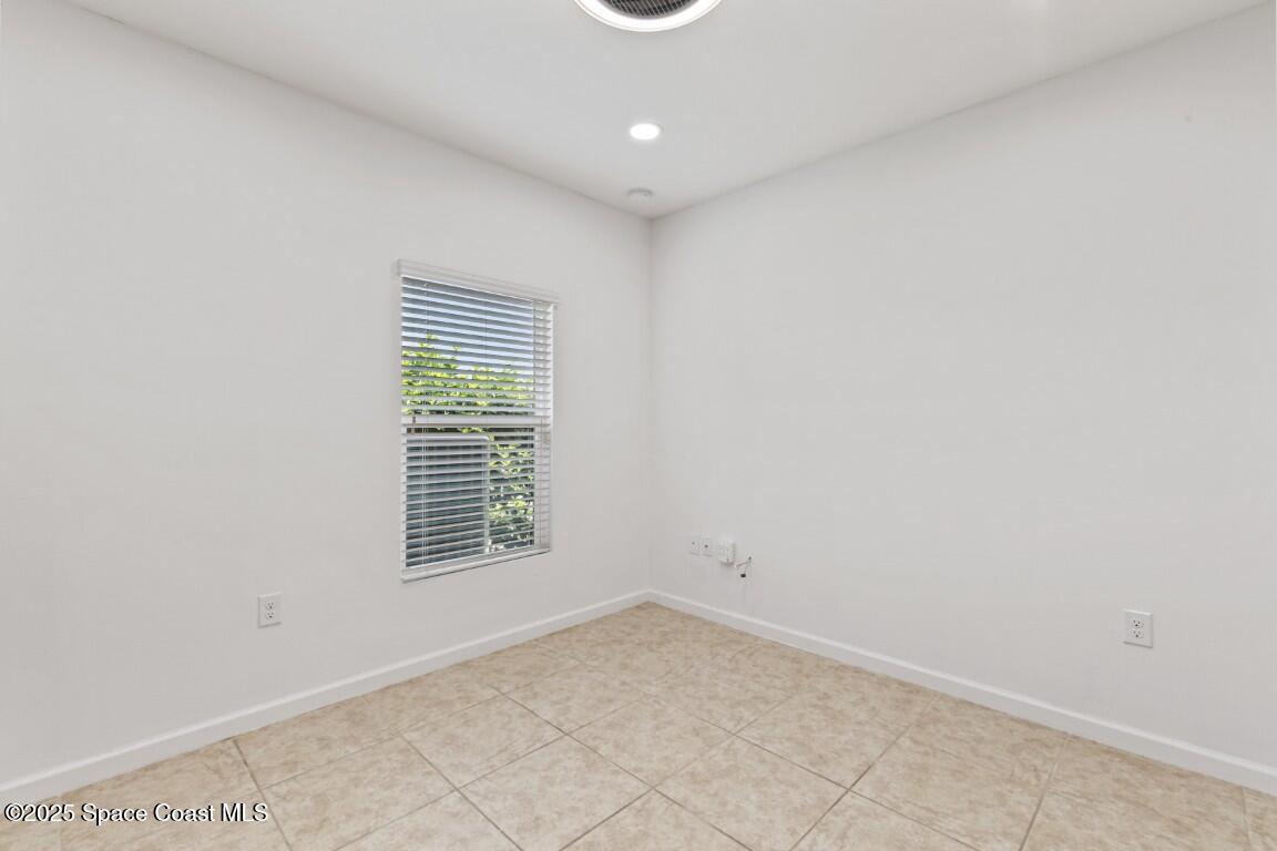 1071 Dillard Drive SE
