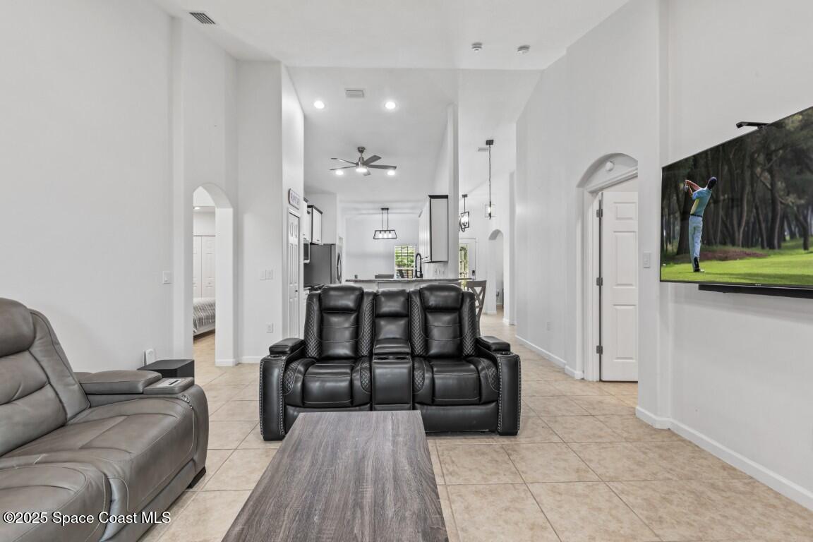 1071 Dillard Drive SE