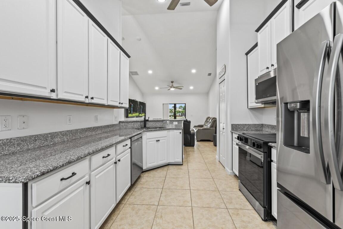 1071 Dillard Drive SE