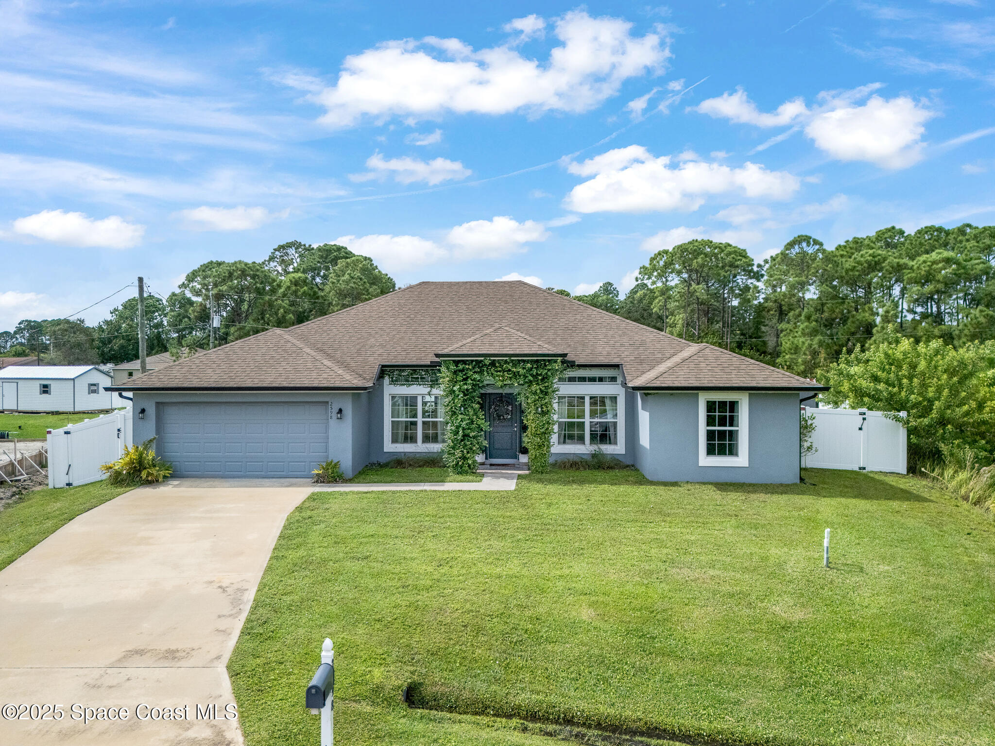 2598 Quinlin Avenue SE