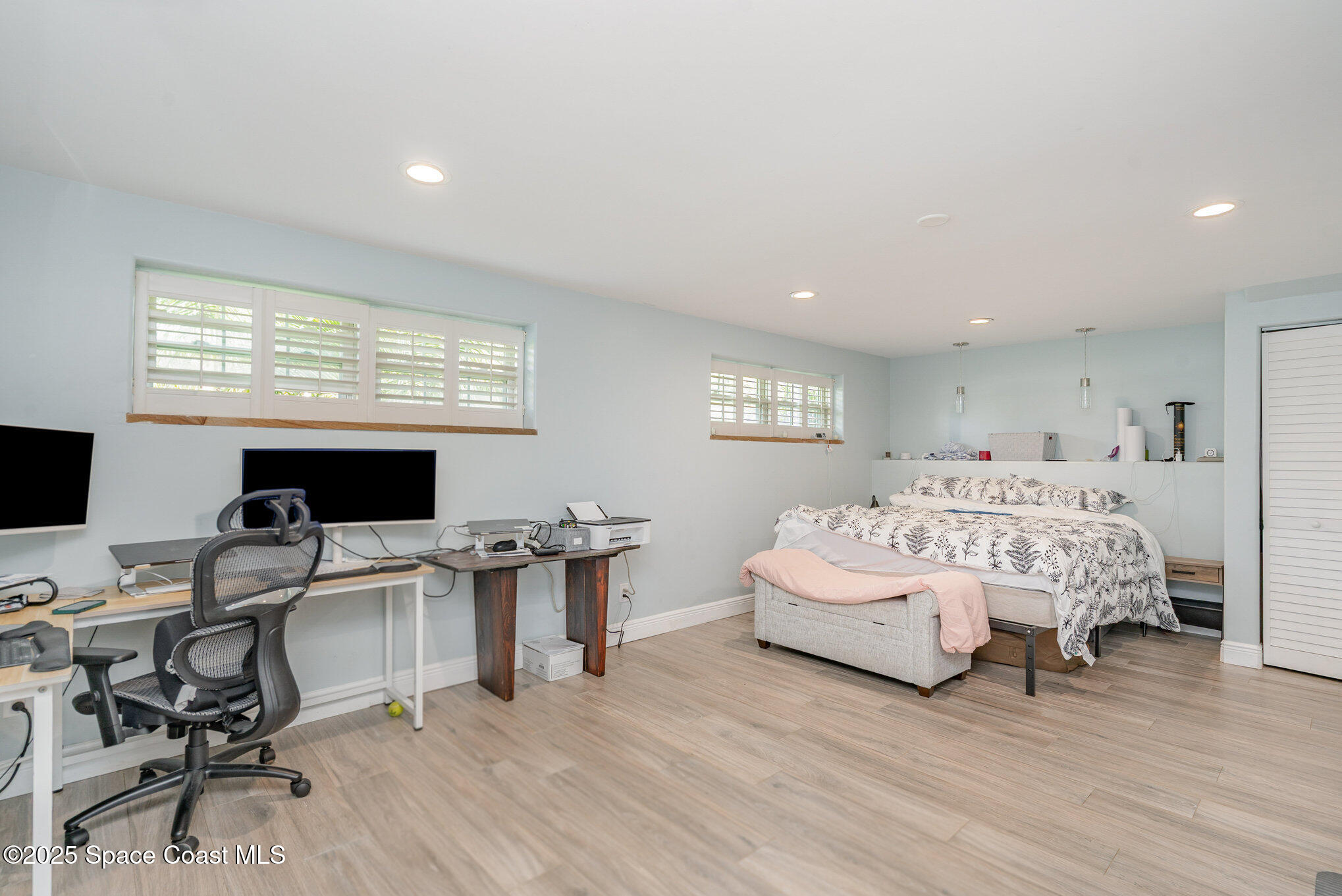 409 E Melbourne Avenue