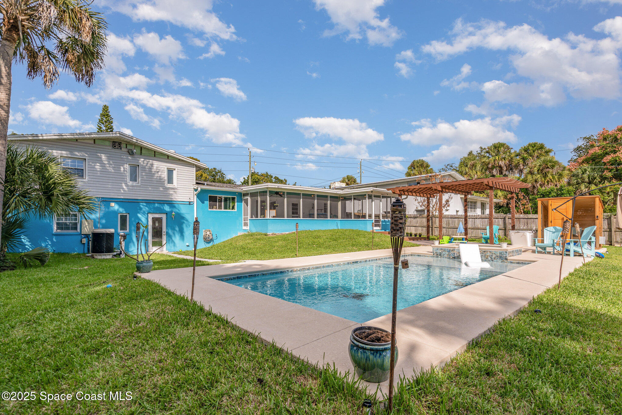 409 E Melbourne Avenue