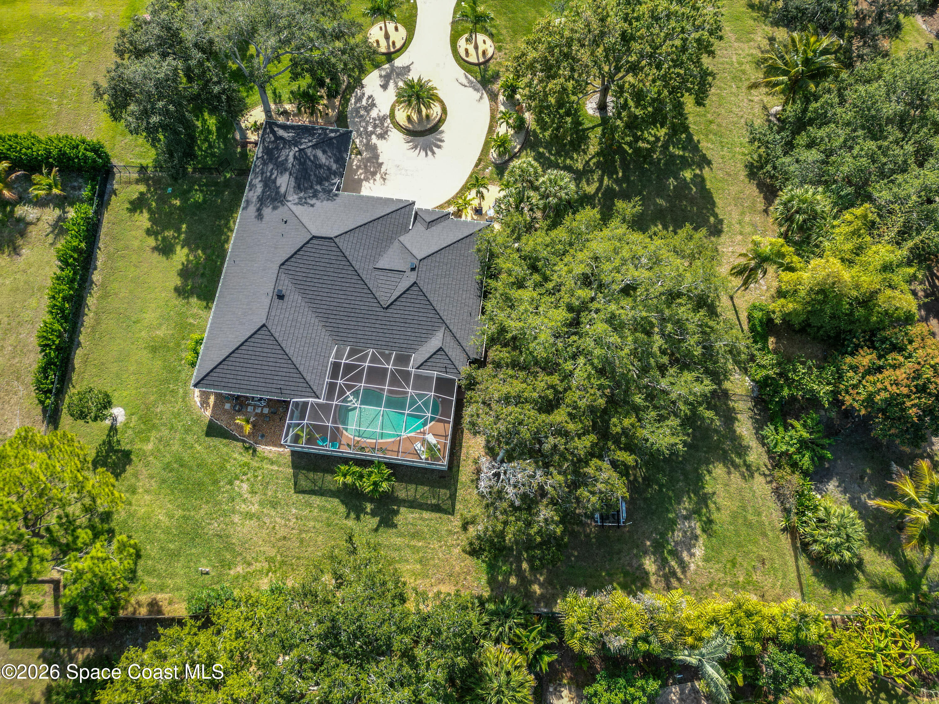 140 Utopia Circle