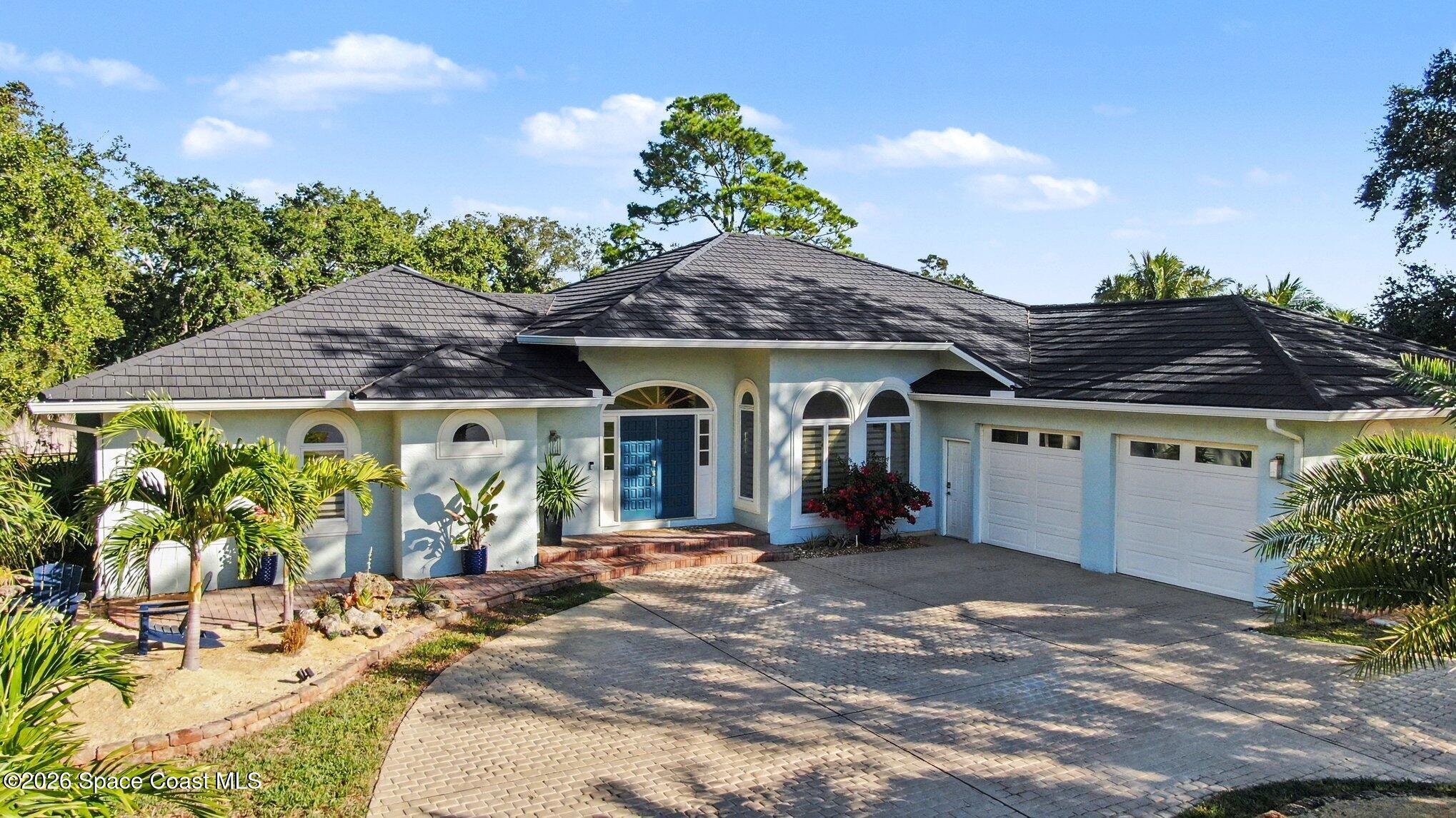 140 Utopia Circle