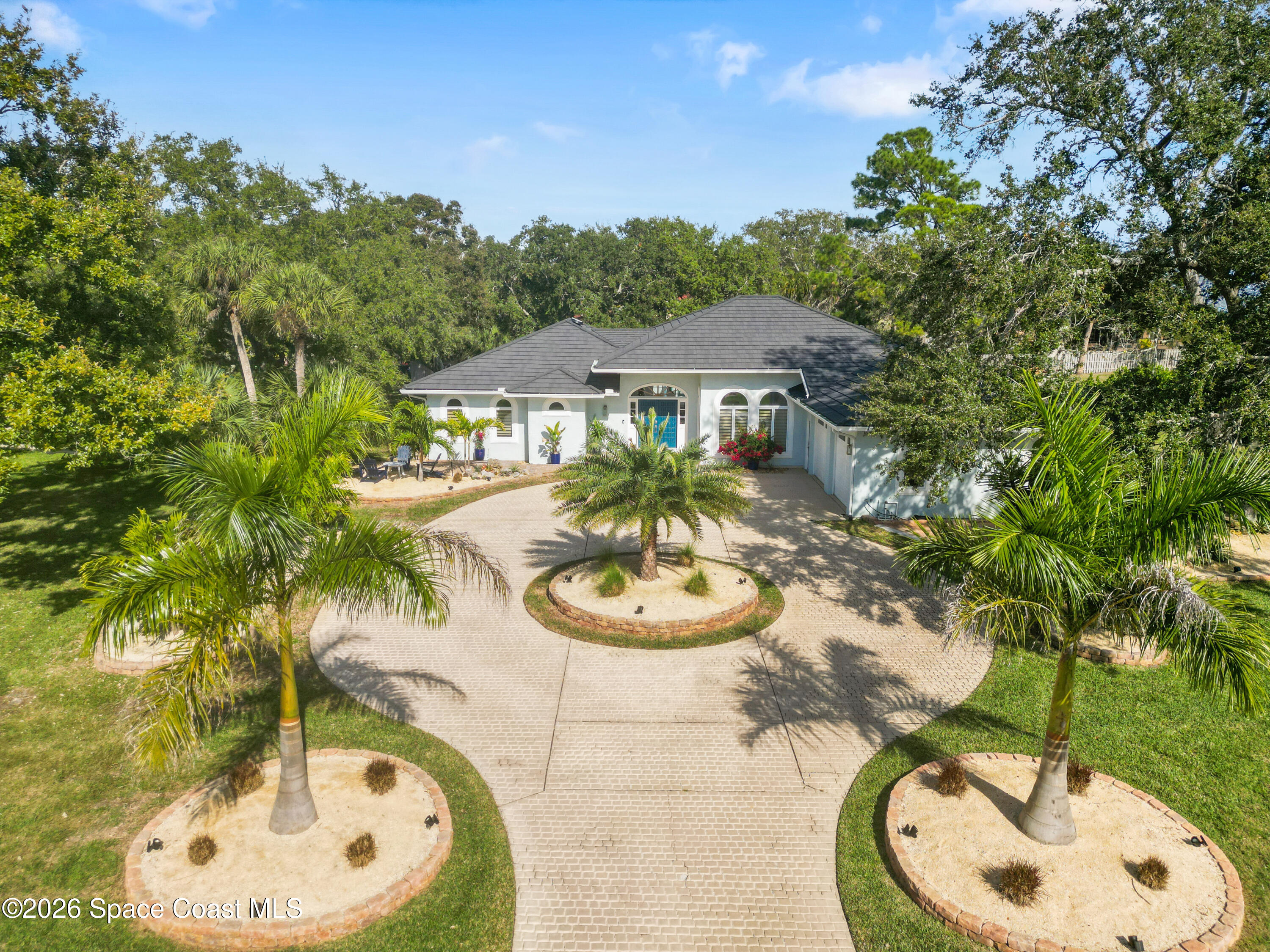 140 Utopia Circle