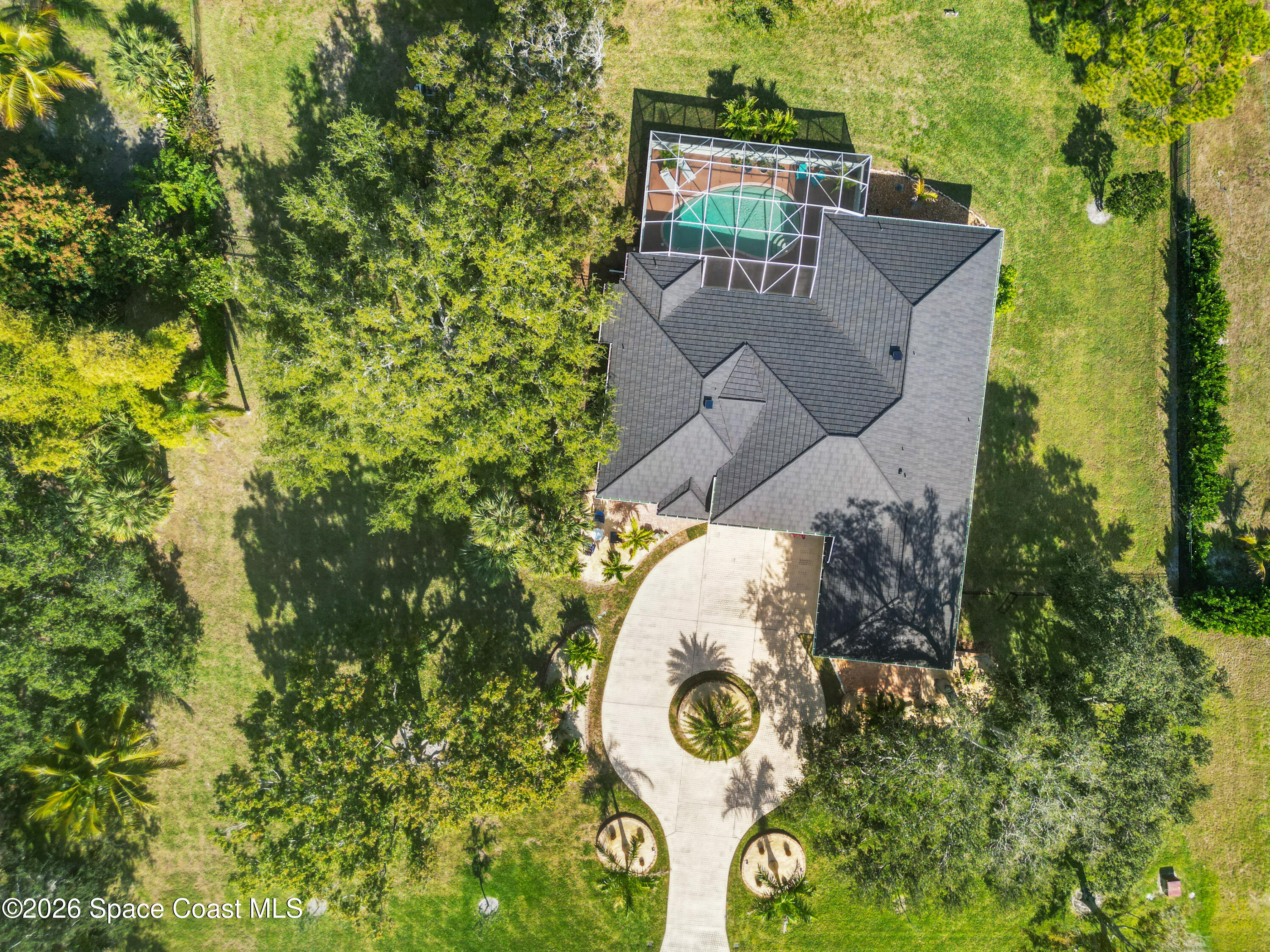 140 Utopia Circle