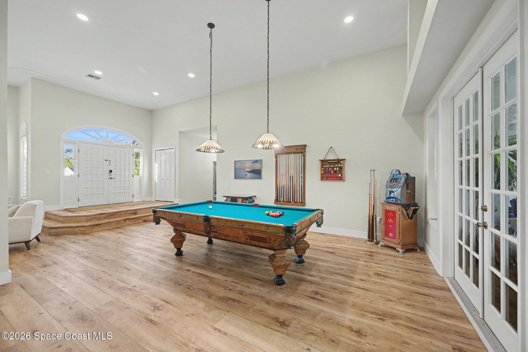 140 Utopia Circle