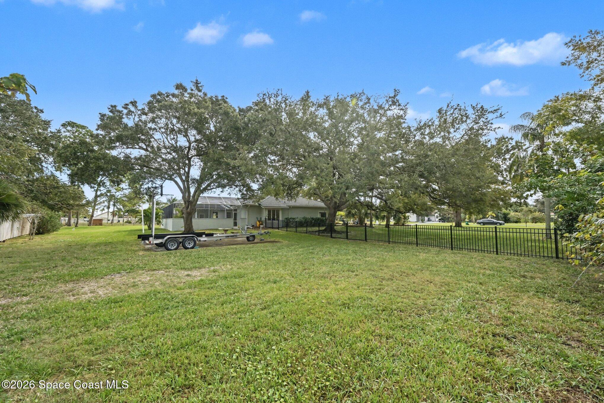 140 Utopia Circle