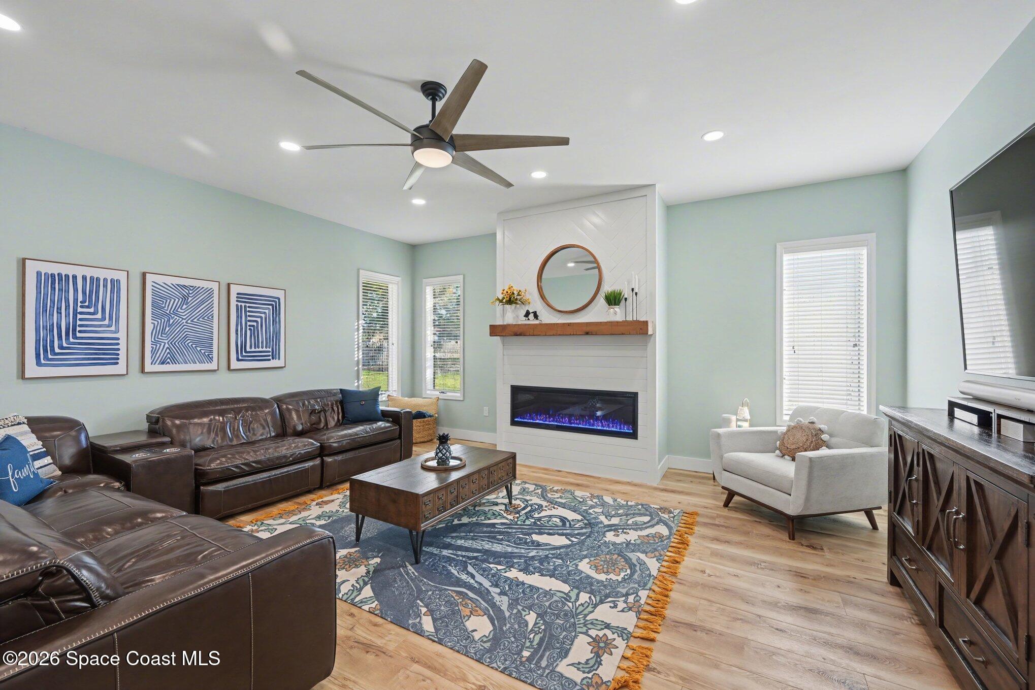140 Utopia Circle