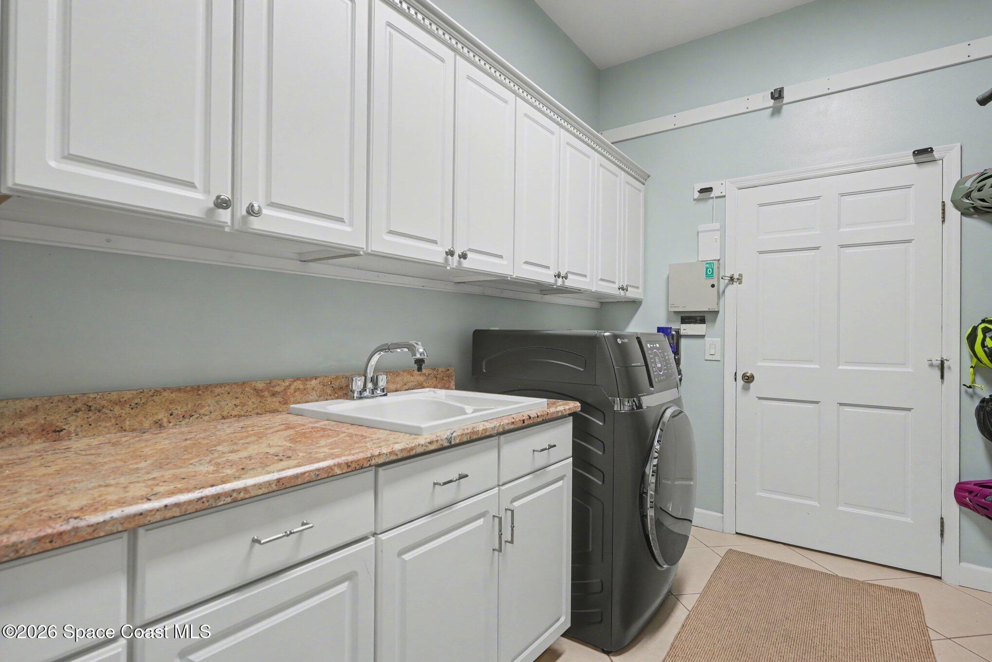 140 Utopia Circle