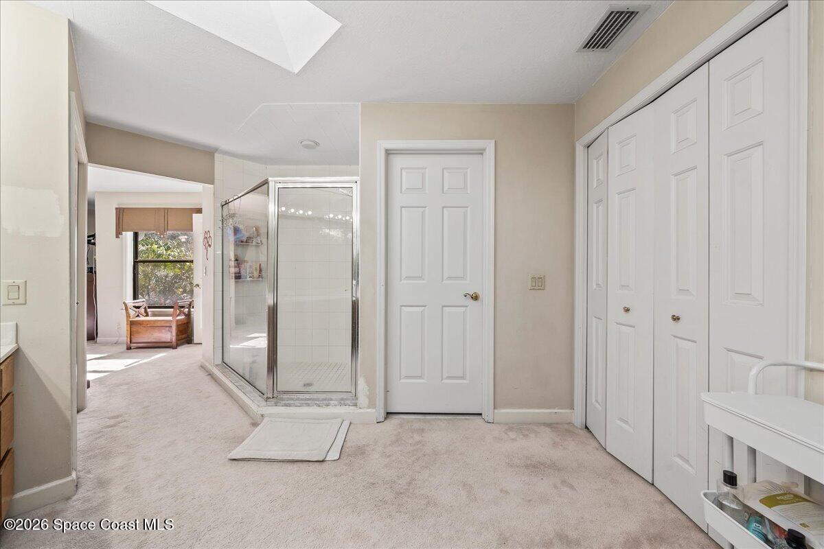 594 Hummingbird Drive