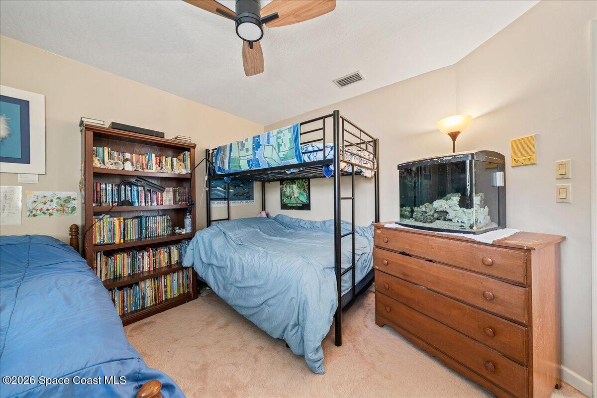 594 Hummingbird Drive