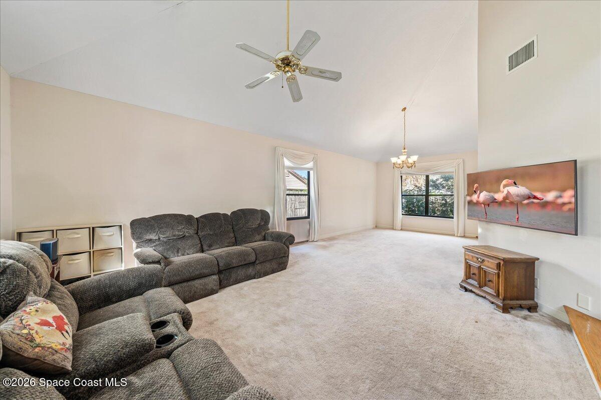 594 Hummingbird Drive