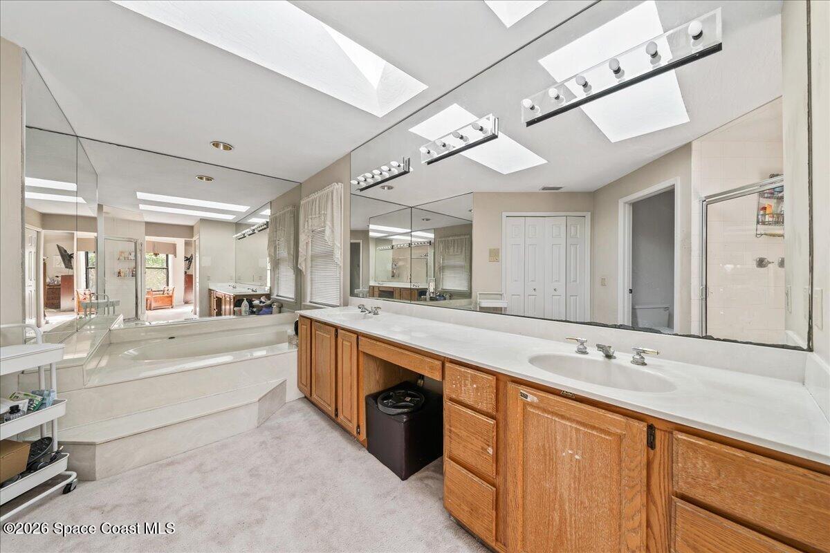 594 Hummingbird Drive