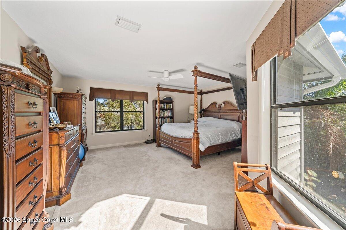 594 Hummingbird Drive