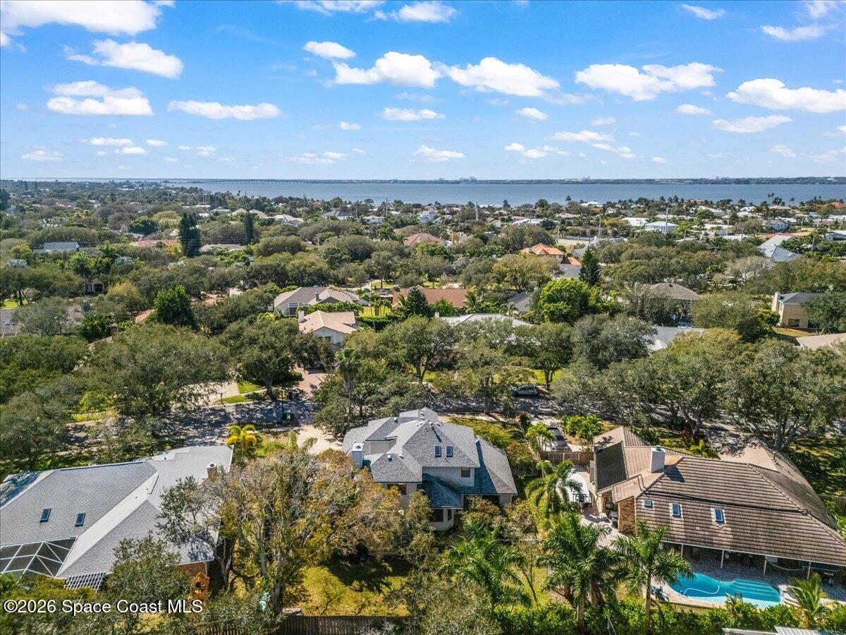 594 Hummingbird Drive