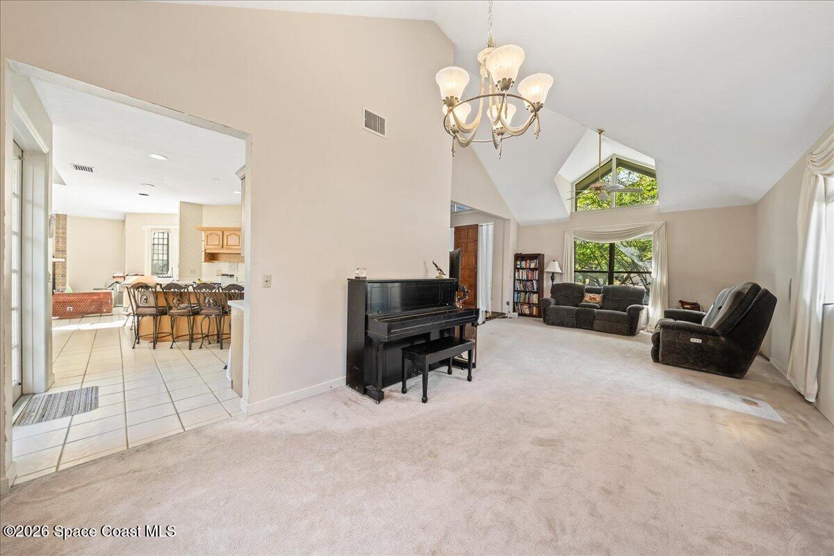 594 Hummingbird Drive