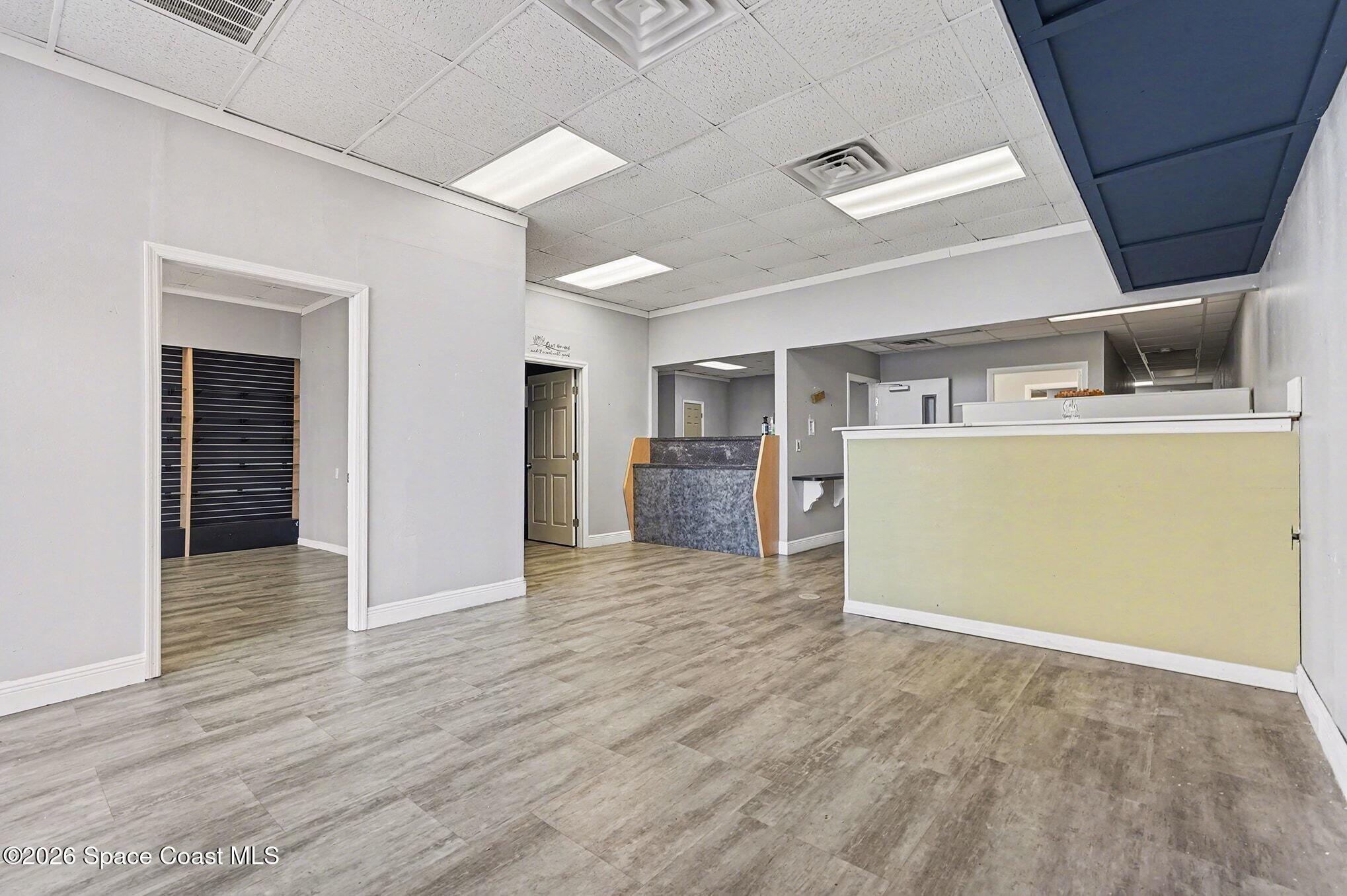 811 E Hibiscus Boulevard