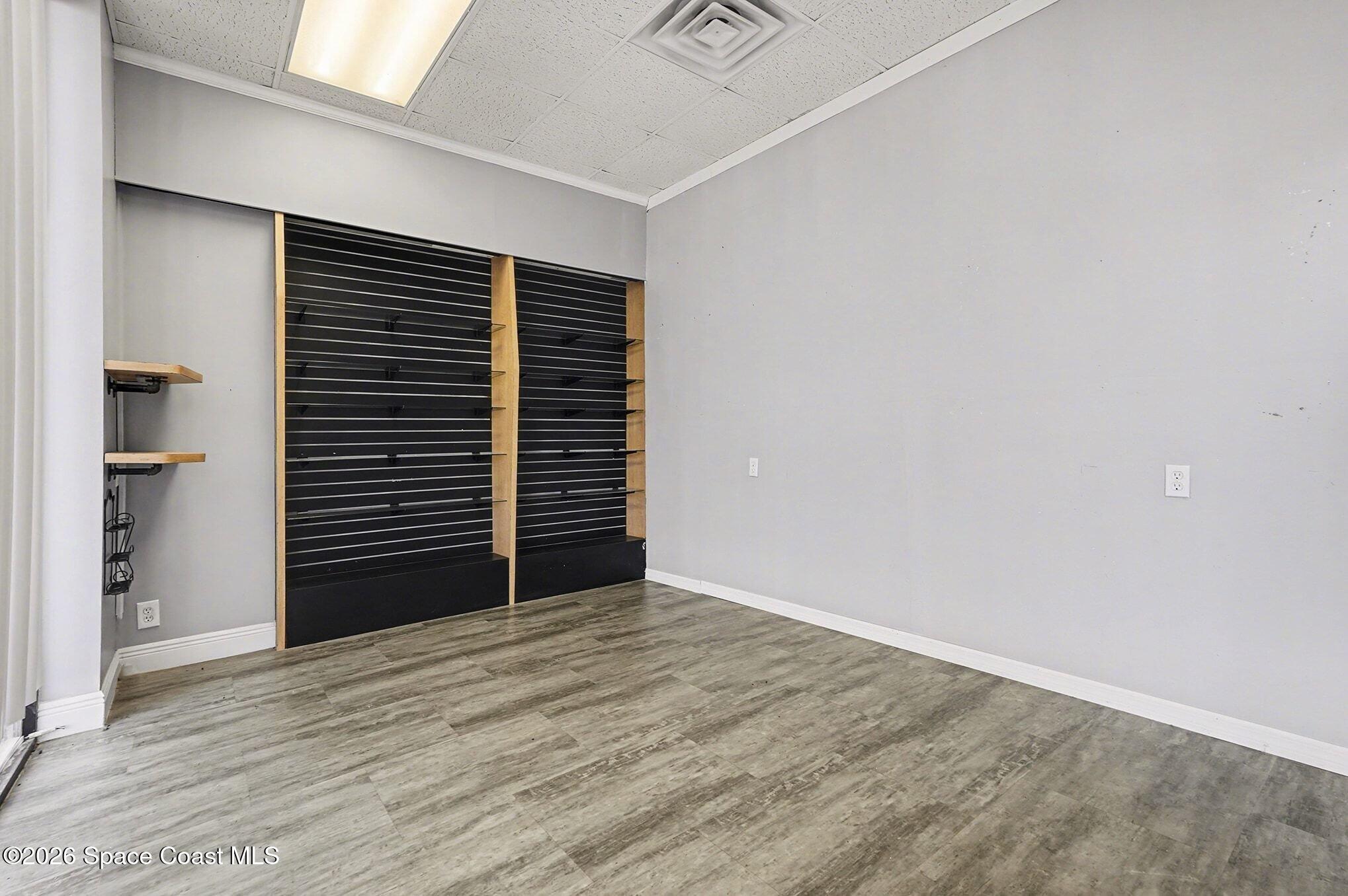 811 E Hibiscus Boulevard