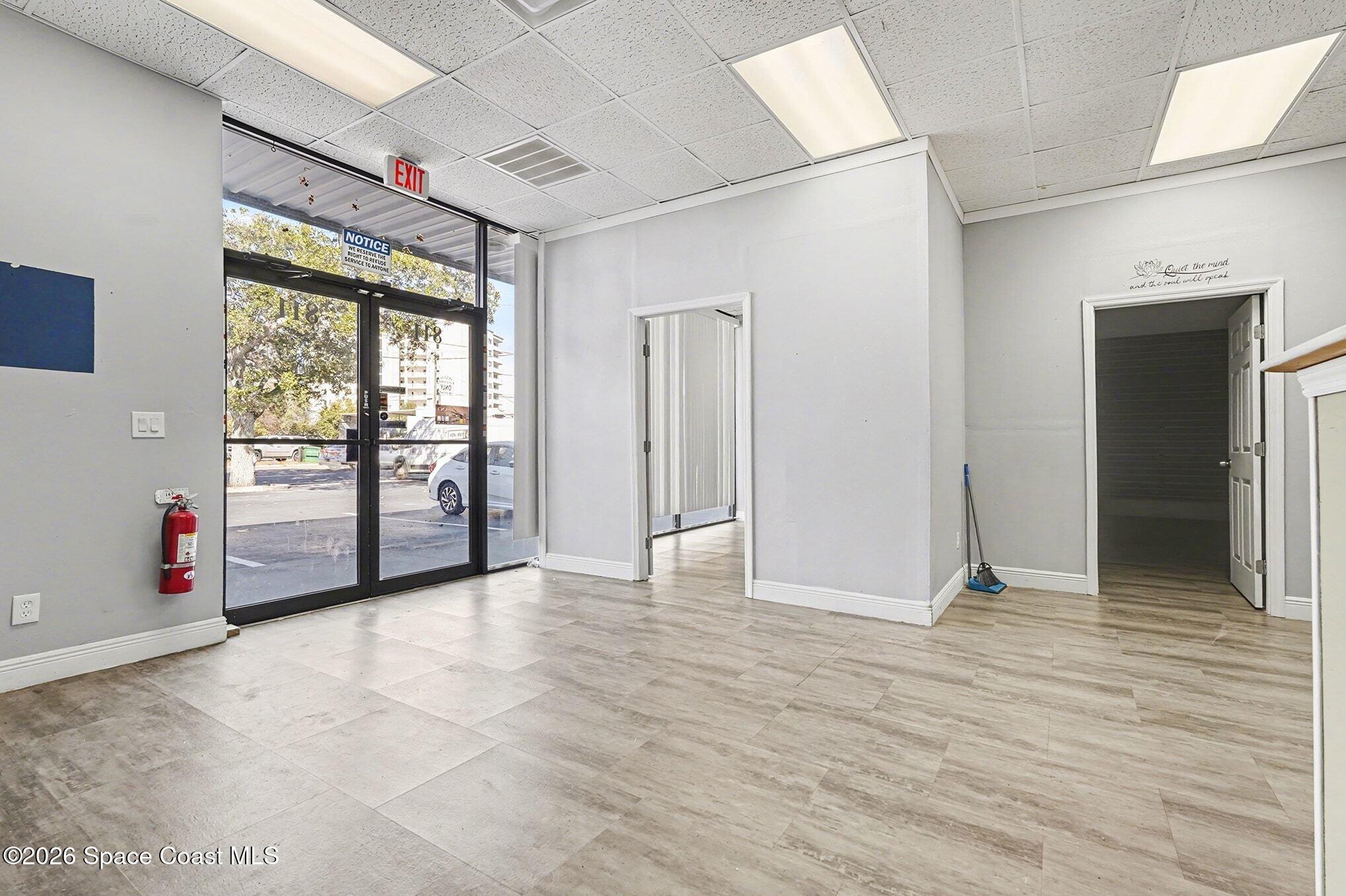 811 E Hibiscus Boulevard