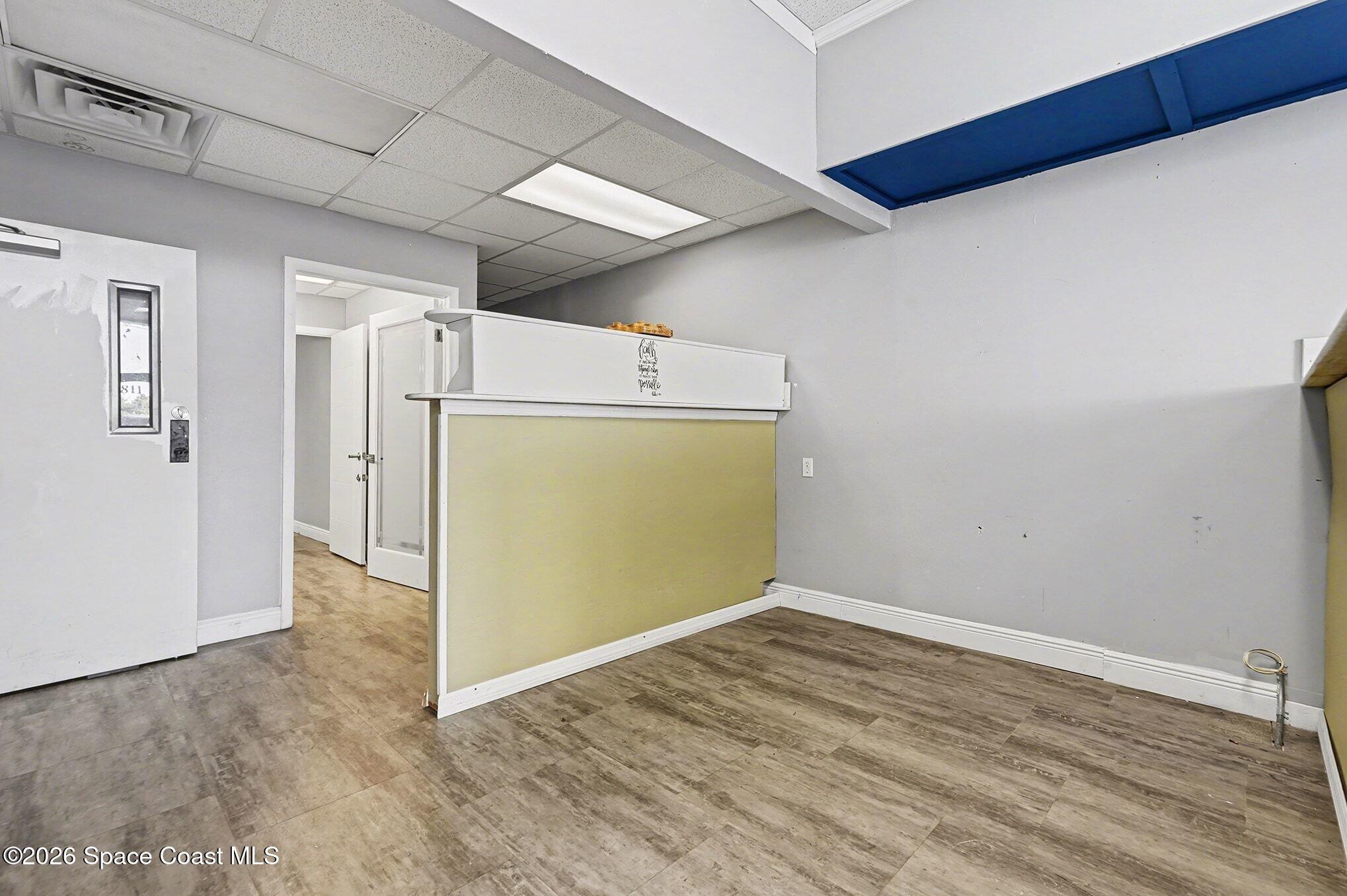 811 E Hibiscus Boulevard